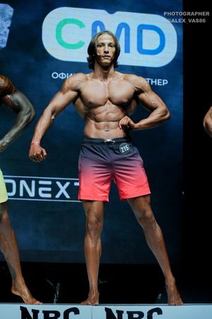 MEN'S PHYSIQUE НОВИЧКИ